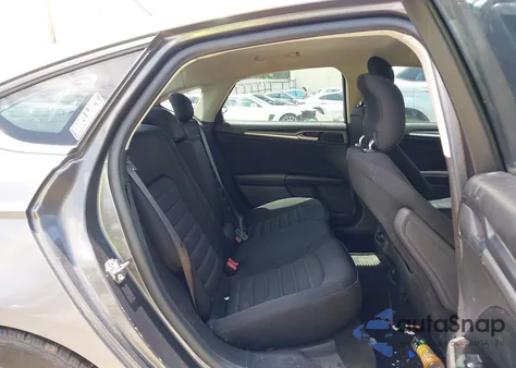 2014 Ford Fusion Se из США, поврежденный, VIN 3FA6P0H71ER358115